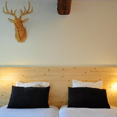 Hotel Beez Maastricht Bagian luar foto