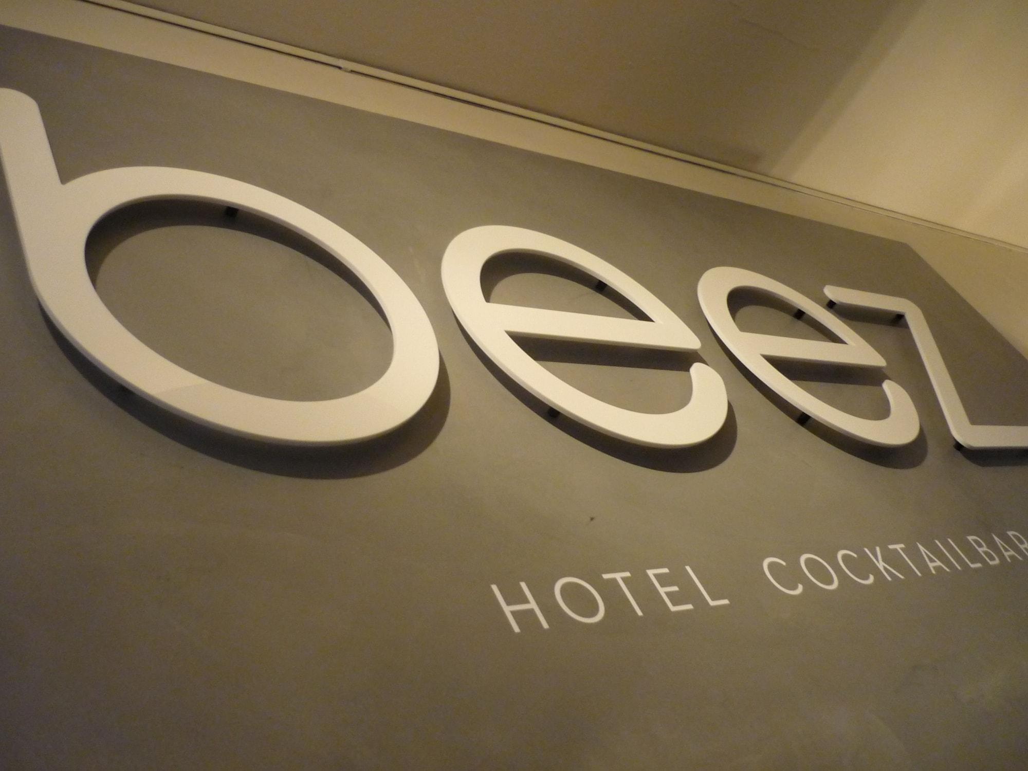 Hotel Beez Maastricht Bagian luar foto