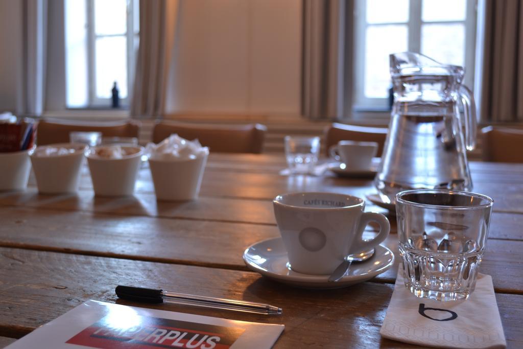 Hotel Beez Maastricht Bagian luar foto