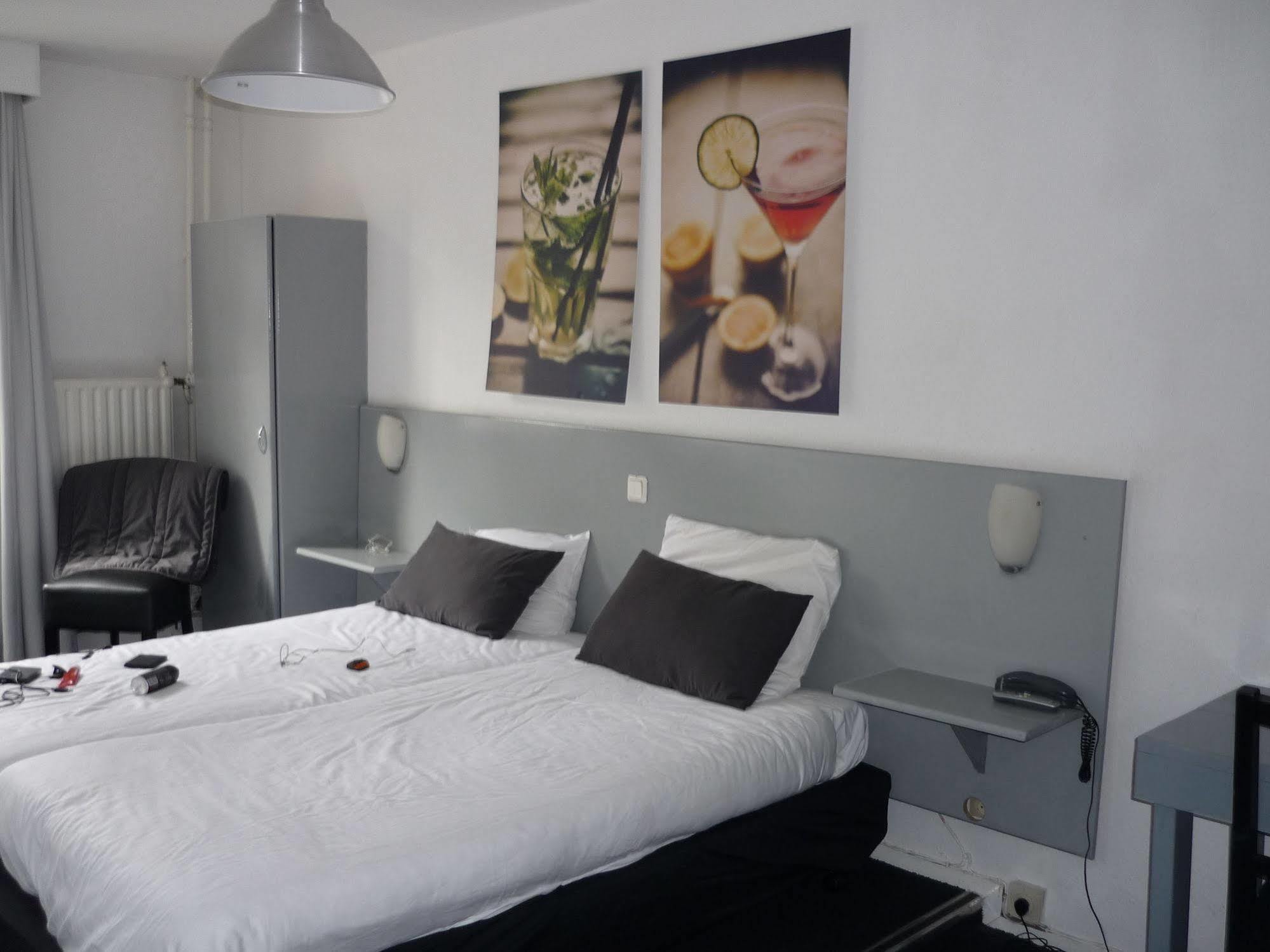 Hotel Beez Maastricht Bagian luar foto